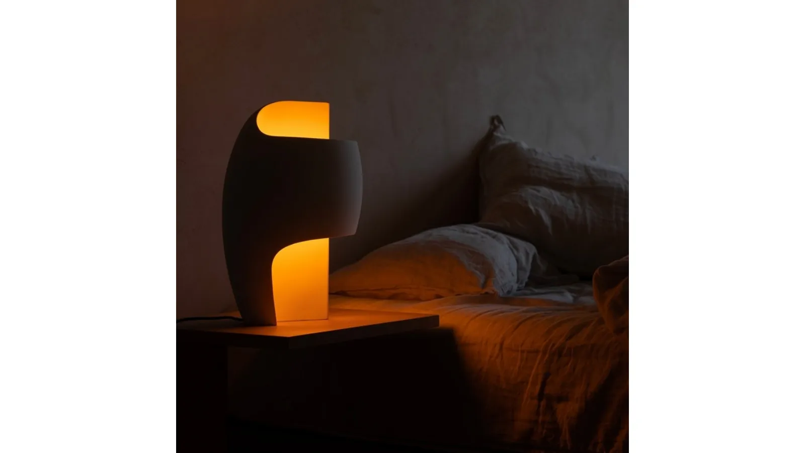 Lampada La Lampe B in gesso e alluminio di Dcw