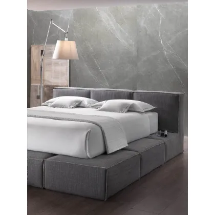 Letto di design in tessuto imbottito Designer QB di Altrenotti