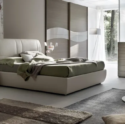 Letto in ecopelle imbottito con testiera Soft di Maronese Acf