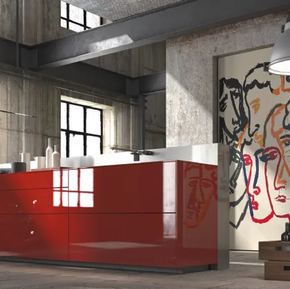 Cucina Design con isola in vetro lucido rosso con stampa artistica Artematica Vitrum Arte Sandro Chia di Valcucine